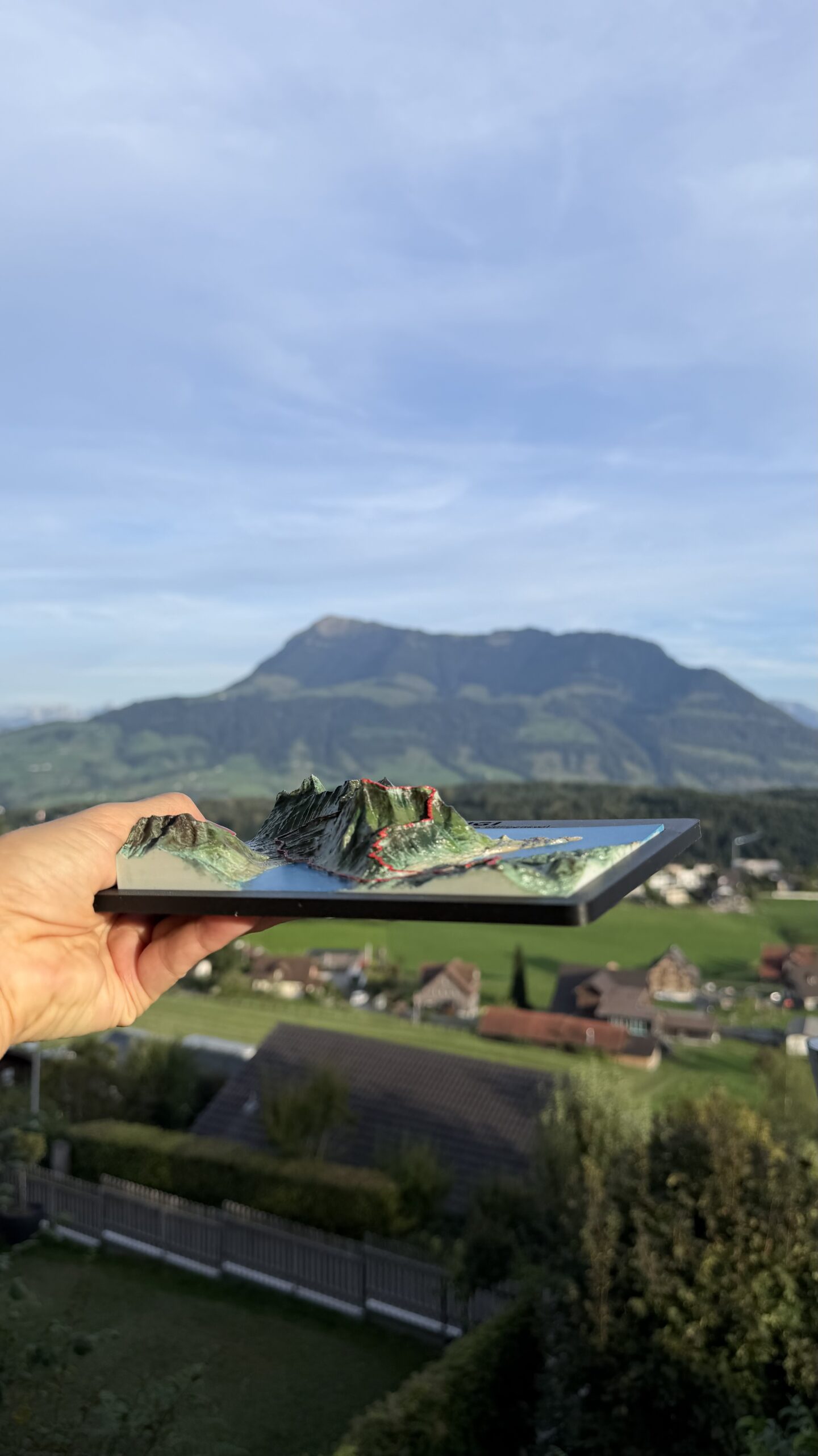 3D Mountain Relief – Strava Route, Hand-Painted, Personalized - Image 3